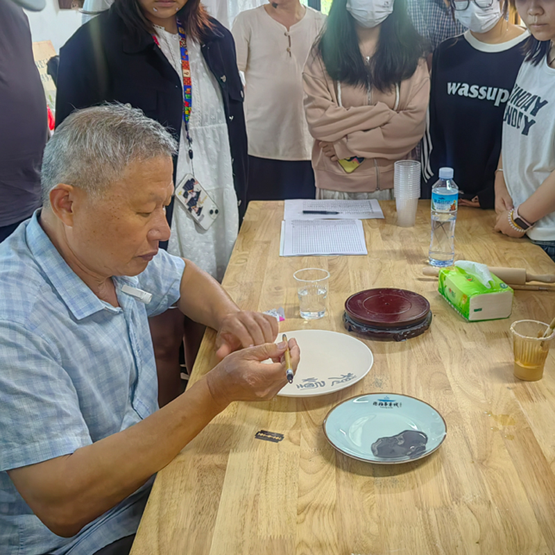 �մ���ѵ����֤�鿼��