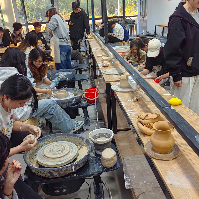 �մ���ѵ����֤�鿼��